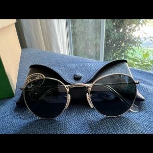 Ray-Ban RB3447 round metal sunglasses